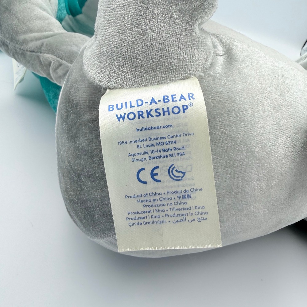 Build-A-Bear Shark Week Hammerhead and Great White Shark Plush Set 15 Inch - Picture 13 of 14